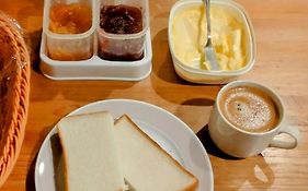 Tonarino Hostel For Backpackers